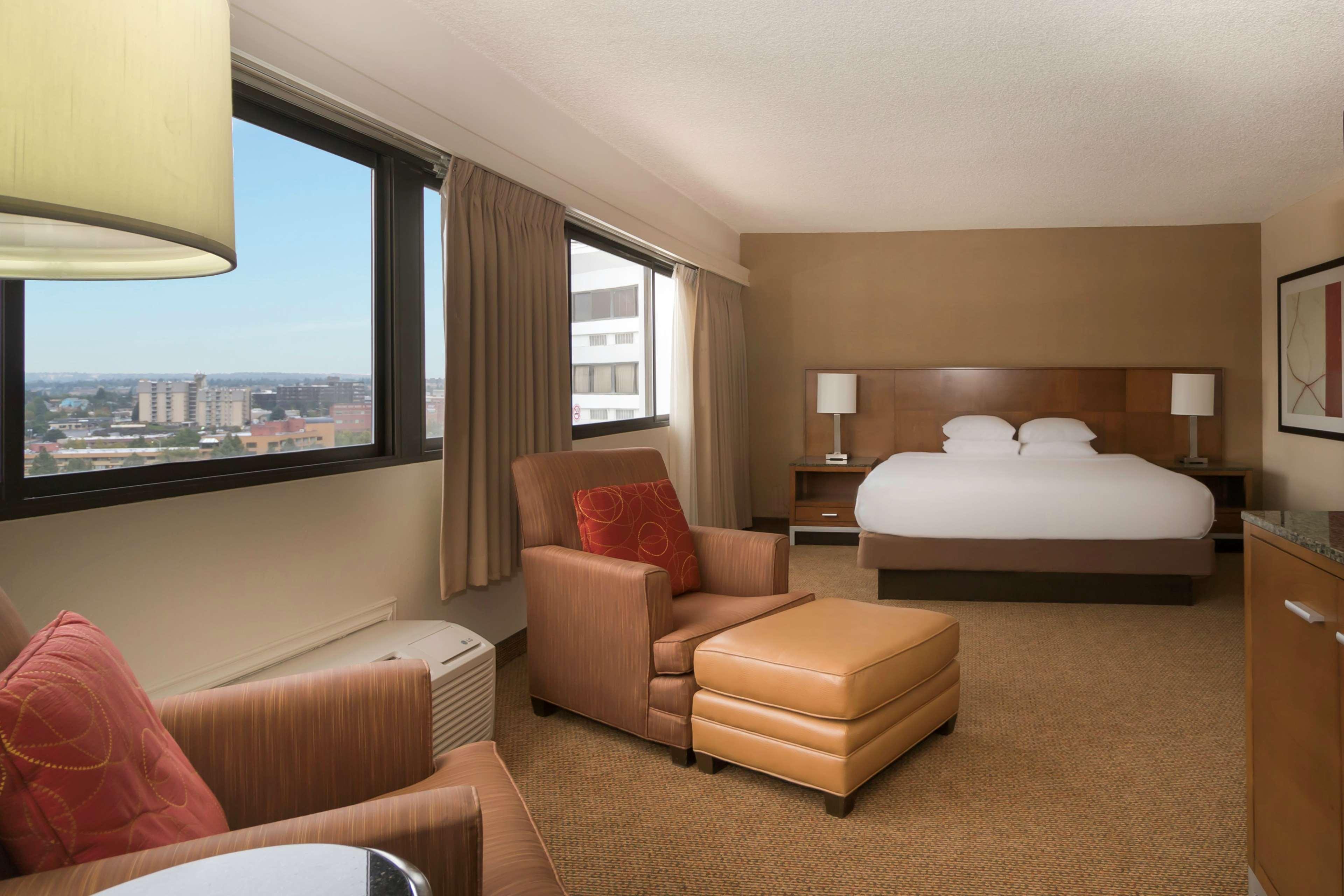 Doubletree By Hilton Spokane City Center Екстер'єр фото
